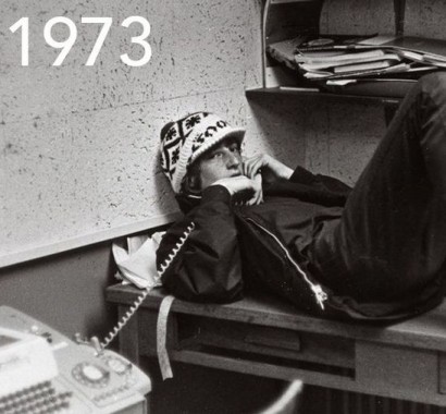 Bill Gates brilliantly recreated his 1973 high-school yearbook photo, down to the sneakers