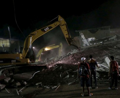 Число жертв землетрясения в Эквадоре превысило 500