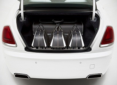 Cумки Rolls-Royce оценили дороже BMW 3-Series