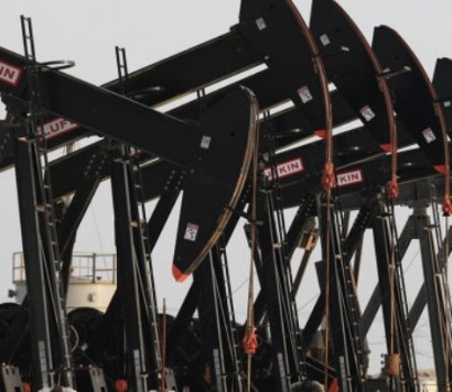 Нефть торгуется разнонаправленно на укреплении доллара и данных API