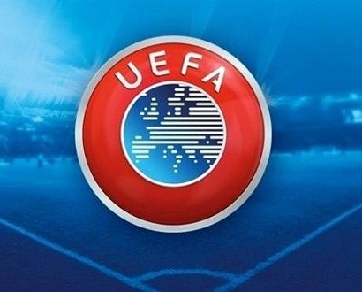 УЕФА наложил на сборную России условную дисквалификацию