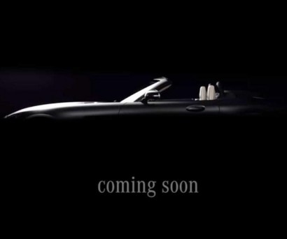 Mercedes-Benz опубликовал первую фотографию родстера AMG GT