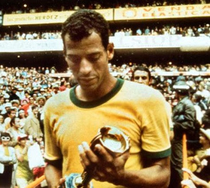 Скончался чемпион мира 1970 года в составе сборной Бразилии Карлос Альберто Торрес