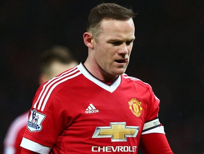 Wayne Rooney refusing to quit Manchester United until he breaks Sir Bobby Charlton’s goal record