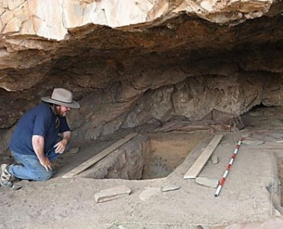 Humans settled Australia's arid zone 49,000 years ago