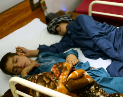 Solar Boys: Brothers Suffer Paralysis When Sun