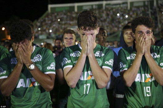 Բրազիլիան և Կոլումբիան հարգել են «Շապեկոենսե»-ի զոհերի հիշատակը