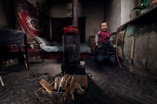 «Իշխանություններն աղքատության դեմը չառնելով` մասսայաբար գողանում են երեխաների մանկությունը». Վահան Թումասյանը` անօթևանների մասին` 28 տարի անց