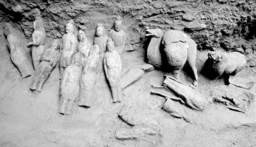 Ancient Tomb of Chinese General and Princess Filled with Figurines