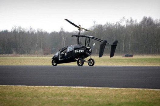 Первый в мире серийный летающий автомобиль оценили в полмиллиона евро