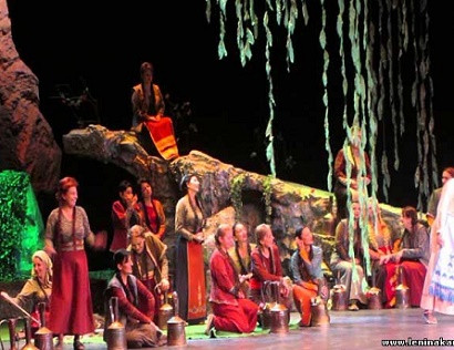 Մշակութային կանգառ. Օպերային թատրոնի արտիստները կներկայնան Էջմիածնում
