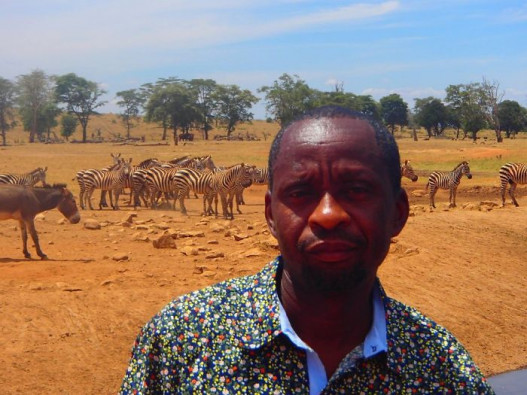 Քենիացի տղամարդը գտել է երաշտից տառապող կենդանիներին փրկելու միջոցը