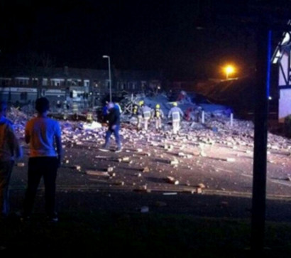 ‘People under rubble’: Over 30 injured in huge ‘gas explosion’ in NW England