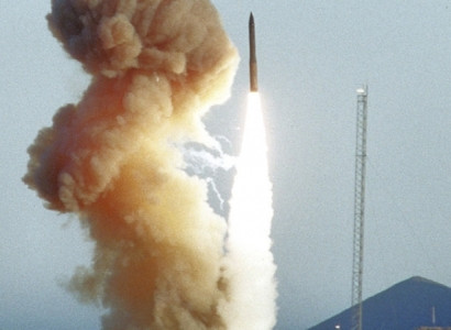 Air Force test-launches intercontinental ballistic missile