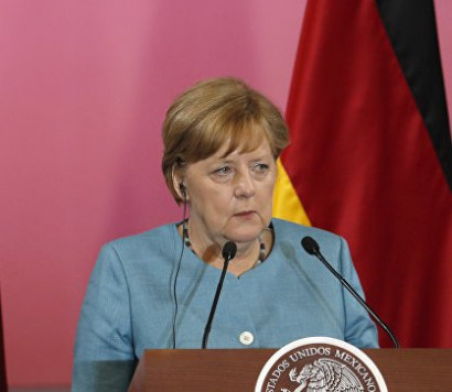 Меркель призвала страны Персидского залива к диалогу для решения по Катару