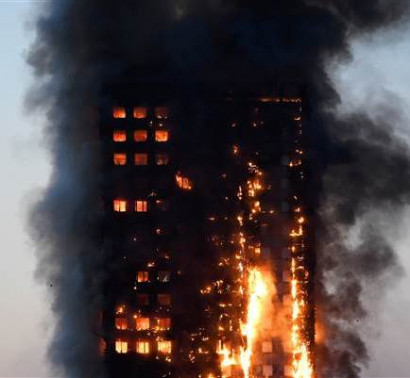 Шесть человек погибли при пожаре в жилом доме в Лондоне