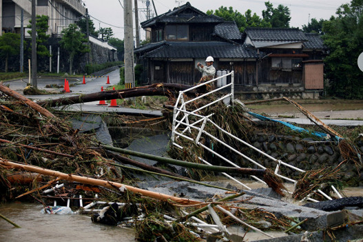Ճապոնիայում ջրհեղեղների հետևանքով 16 մարդ է մահացել, կան 10-յակ անհետ կորածներ