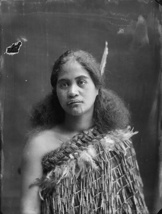 Մաորի ցեղի կանայք՝ իրենց ավանդական հագուստներով ու յուրահատուկ դաջվածքներով