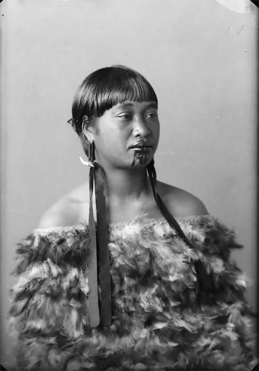 Մաորի ցեղի կանայք՝ իրենց ավանդական հագուստներով ու յուրահատուկ դաջվածքներով