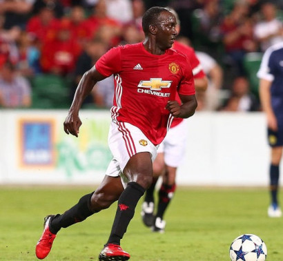 Former Manchester United star Dwight Yorke Set to Face Bankruptcy After Assets Fall to £2