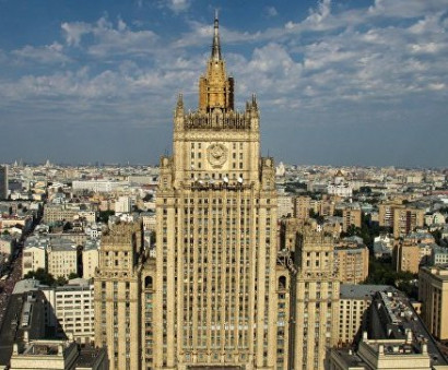 Kremlin holds off on responding to new US sanctions