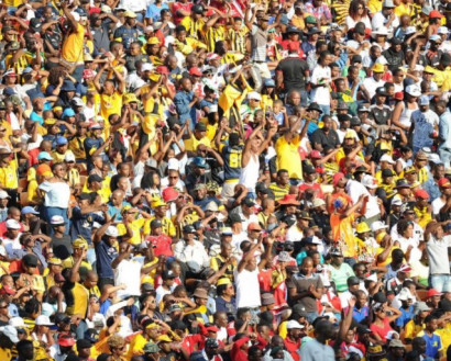 Два фаната погибли в результате давки на стадионе в Йоханнесбурге