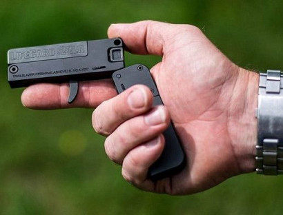 The $400 folding handgun that can deliver a deadly shot despite being the same size as a CREDIT CARD