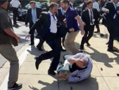 В США 15 охранникам Эрдогана предъявили обвинения за атаку на протестующих в Вашингтоне