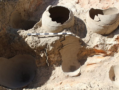 Միջնադարյան գինեգործության ևս մեկ վկայություն. Ավանում հնագետները հայտնաբերել են 12-13-րդ դարերի մառանի մնացորդներ