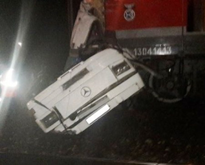 Ռուսաստանում ավտոբուսի և գնացքի բախումից 18 մարդ է զոհվել