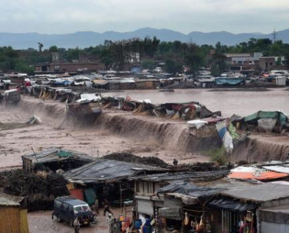 Не менее 40 человек погибли из-за наводнения в северной и центральной частях Вьетнама