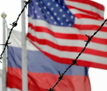U.S. belatedly begins to comply with Russia sanctions law