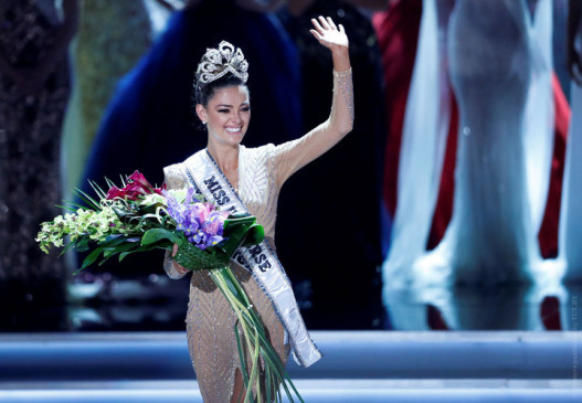 A Contestant From South Africa Has Won the Miss Universe Crown