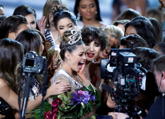 A Contestant From South Africa Has Won the Miss Universe Crown