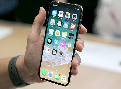 Суд попросили запретить продажи iPhone X в США