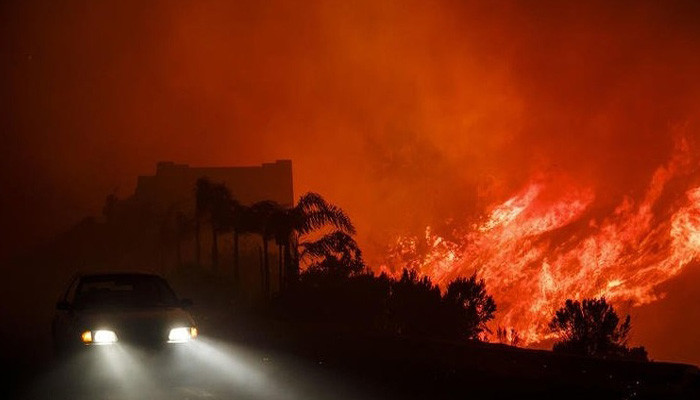 15 сюрреалистических фото из Калифорнии, которая сейчас больше похожа на ад