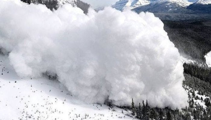 Avalanches kill 11 in Indian-controlled Kashmir