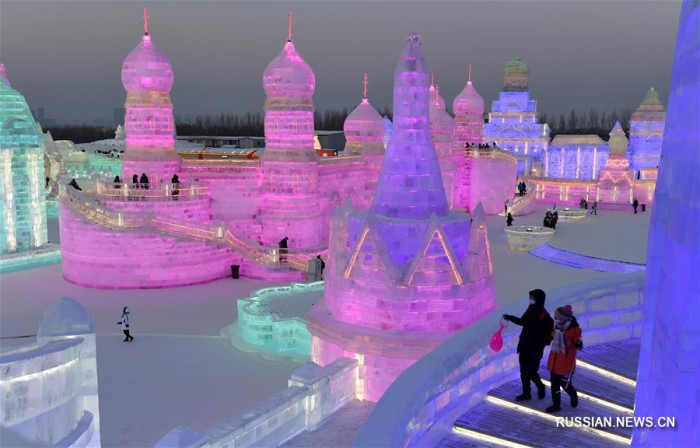 Չինաստանի «Սառույցի ու ձյան փառատոնի» կախարդական քանդակները