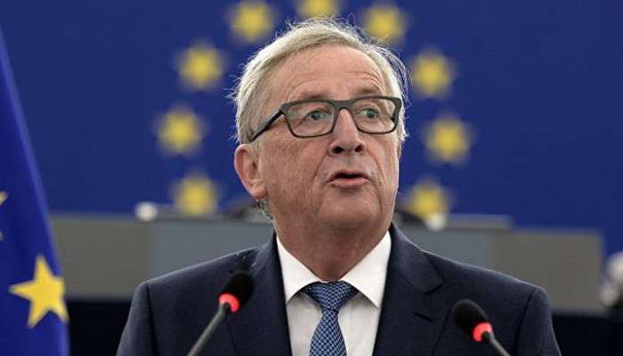 EU's Juncker sees no progress on Turkey ties while journalists jailed