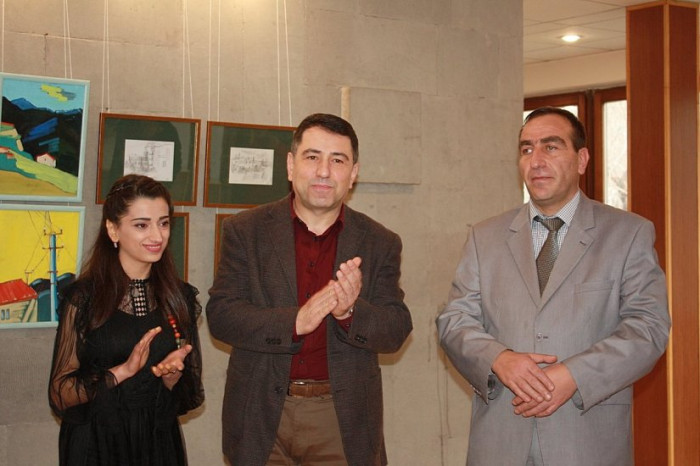 Բերձորցի երիտասարդ նկարչուհի Անահիտ Ըռքոյանի աշխատանքների ցուցահանդեսը՝ Երևանում