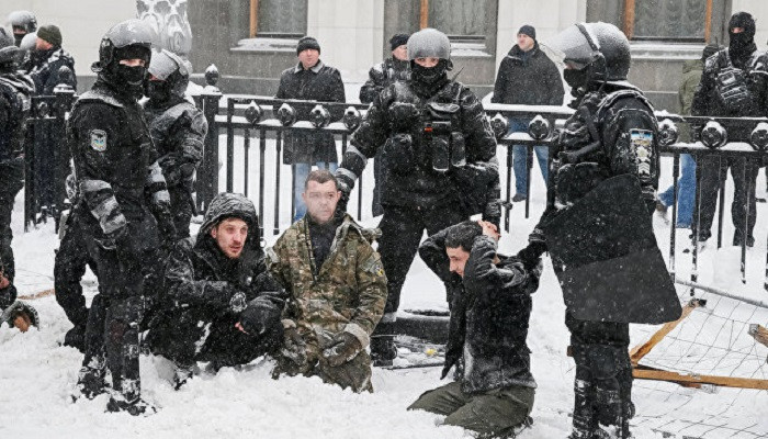 Ուկրաինայի Գերագույն ռադայի դիմաց բախումների հետևանքով կան տուժածներ և 100-ից ավելի ձերբակալվածներ