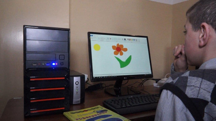 Տասը նոր համակարգիչ՝ Ամասիայի միջնակարգ դպրոցին. ՎիվաՍել-ՄՏՍ