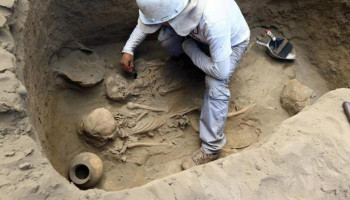 Tragic skeletons of Chimu child sacrifices who had their hearts RIPPED OUT 3,400 years ago are found alongside more than 100 treasures in Peru