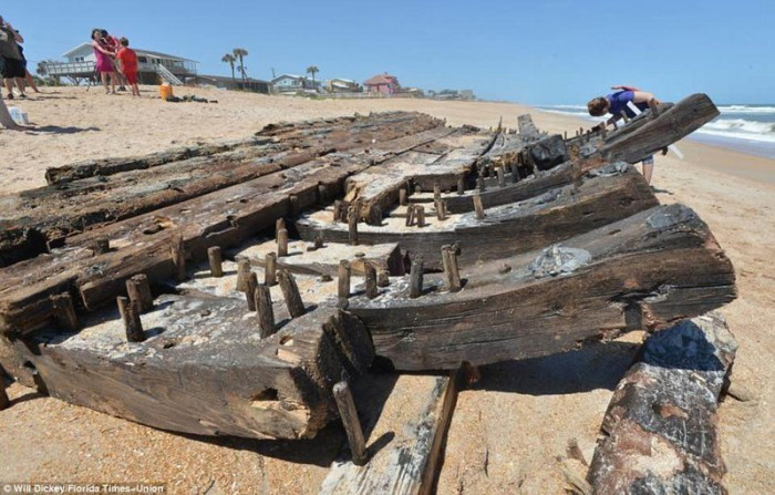 Ծովն ափ է նետել 3 դար առաջ պատրաստված նավի բեկոր