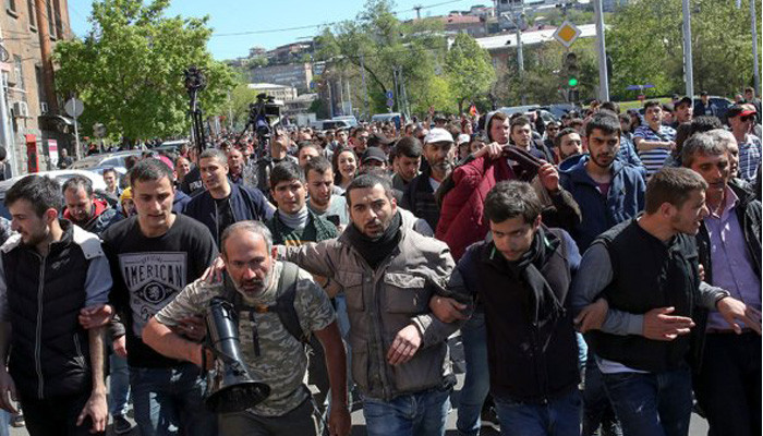 Արտասահմանյան լրատվամիջոցները գրում են Հայաստանում սկսվող թավշյա հեղափոխության մասին