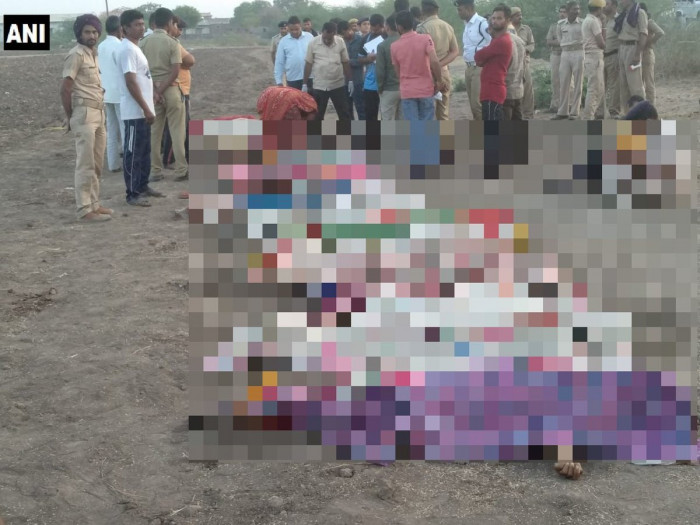 19 killed, 7 injured as truck turns turtle in Gujarat's Bhavnagar