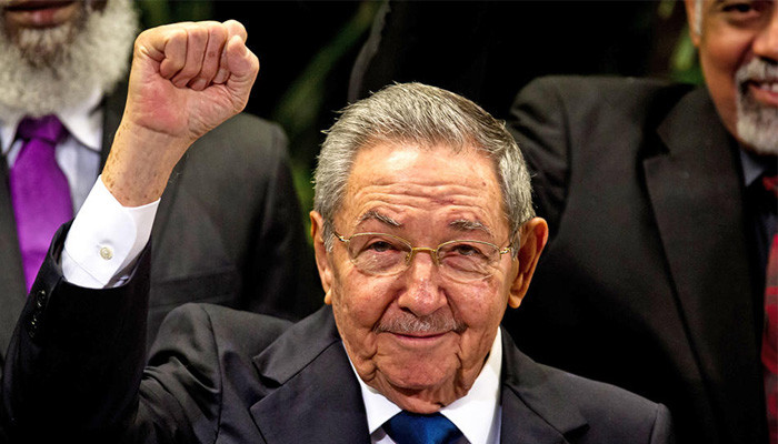 Рауль Кастро пережил операцию