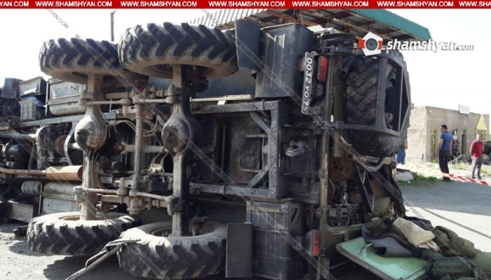 Շիրակի մարզում խոշոր ավտովթարի են ենթարկվել Գյումրիում տեղակայված ՌԴ 102-րդ ռազմաբազայի զինծառայողները