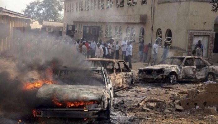 В Нигерии при взрыве бензовоза погибло 35 человек, ещё более 100 пострадало