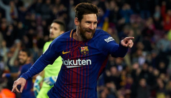 Messi resumes individual training after sudden injury